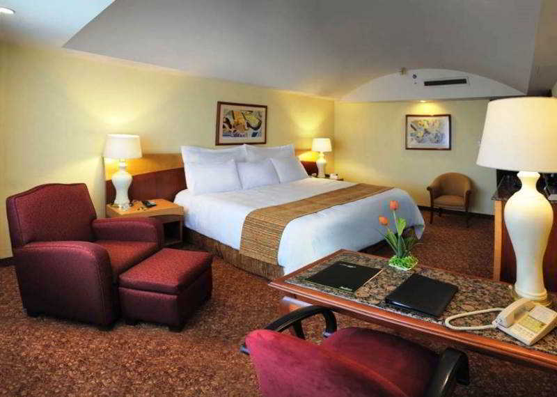 Courtyard By Marriott Revolucion Hotel Mexico City