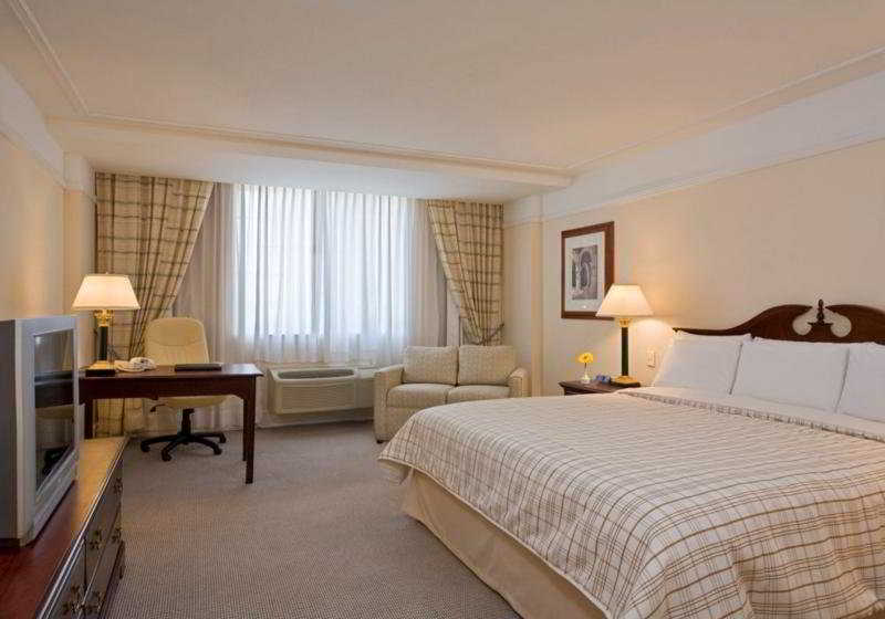 Hotel Krystal Satelite Maria Barbara 5*