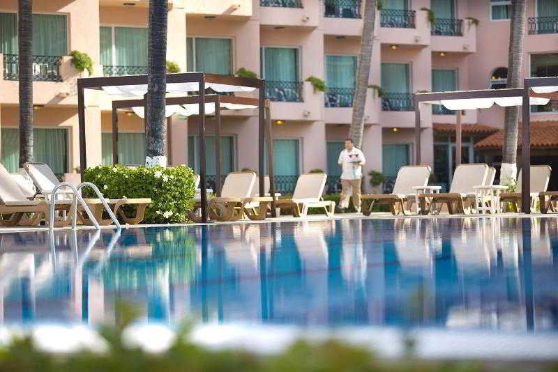 Crown Paradise Golden - Adults Only Resort