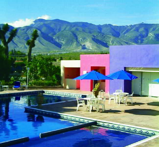 Hotel Camino Real