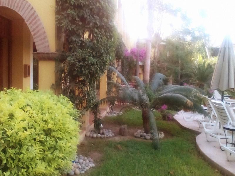 El Encanto & Hotel 4*
