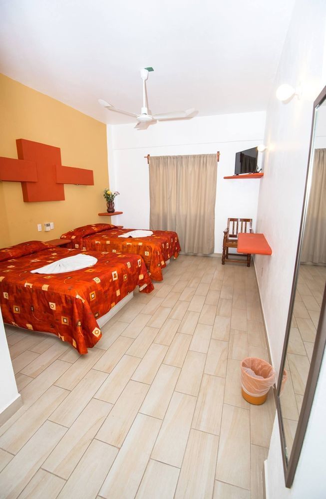 Galeria Del Angel Hotel 3*