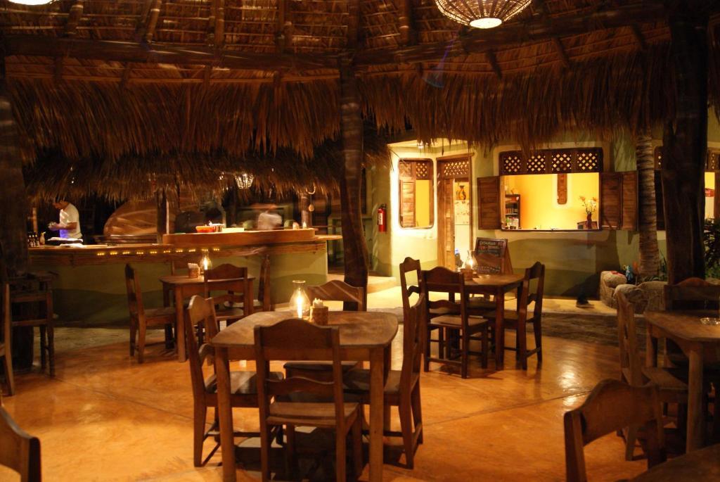 Y Pizzeria La Termita Hotel