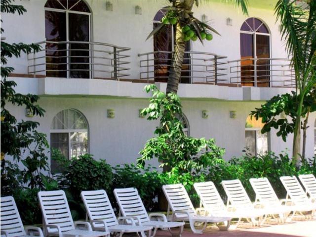 Y Suites Bugambilias