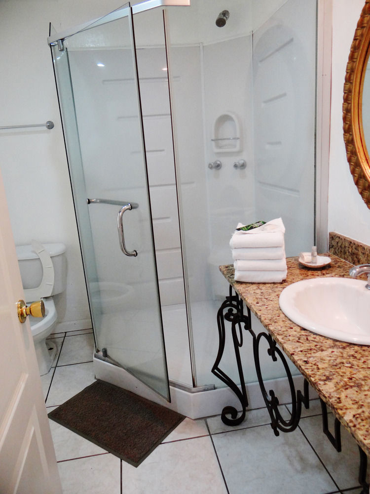 Hotel Palomas Express