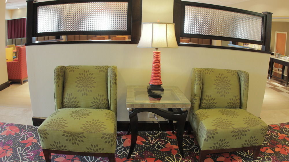Hotel Hampton Airport-galerias