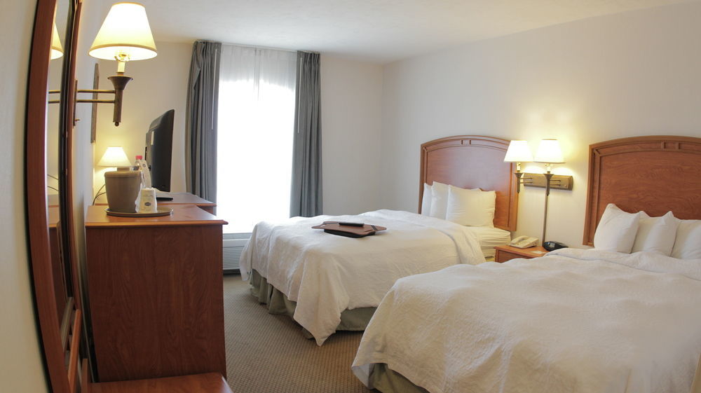 Hotel Hampton Airport-galerias