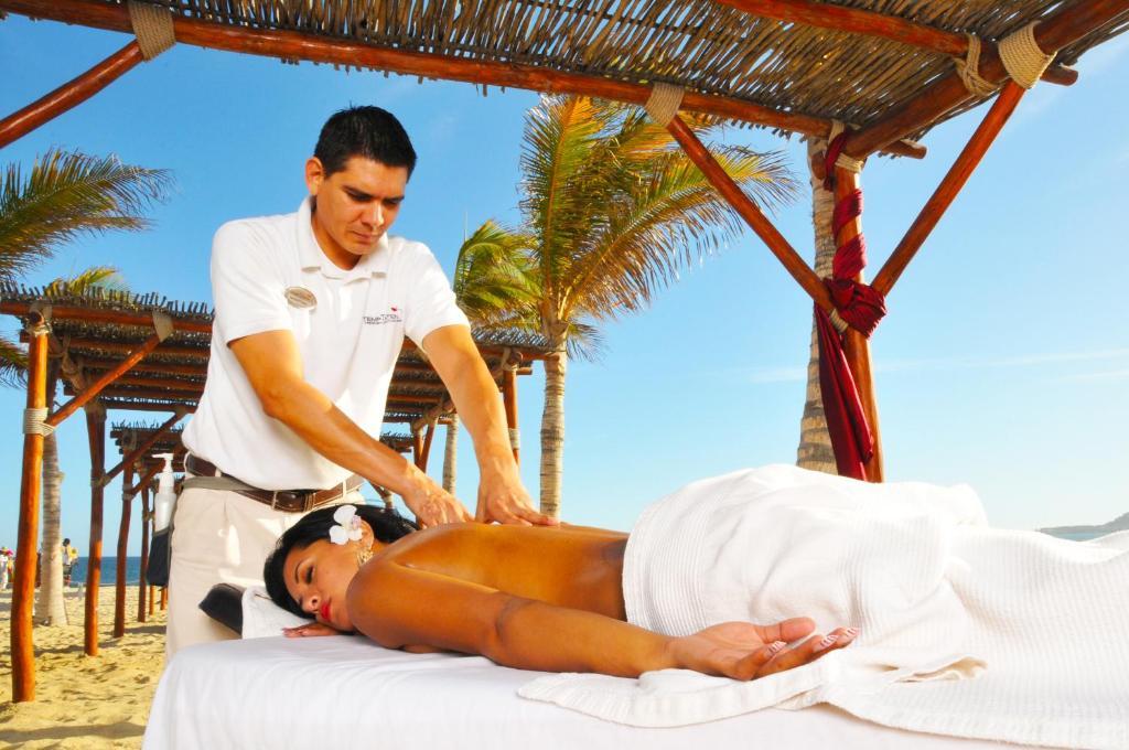 Grand Decameron Cabos, A Trademark (adults Only)