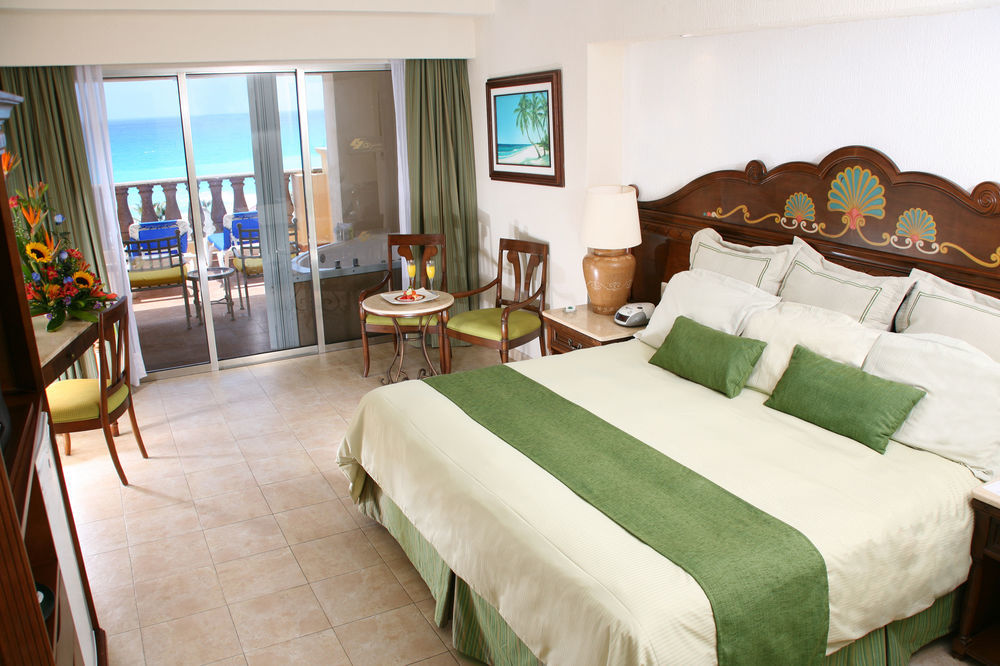 Gr Solaris Resort Cancun