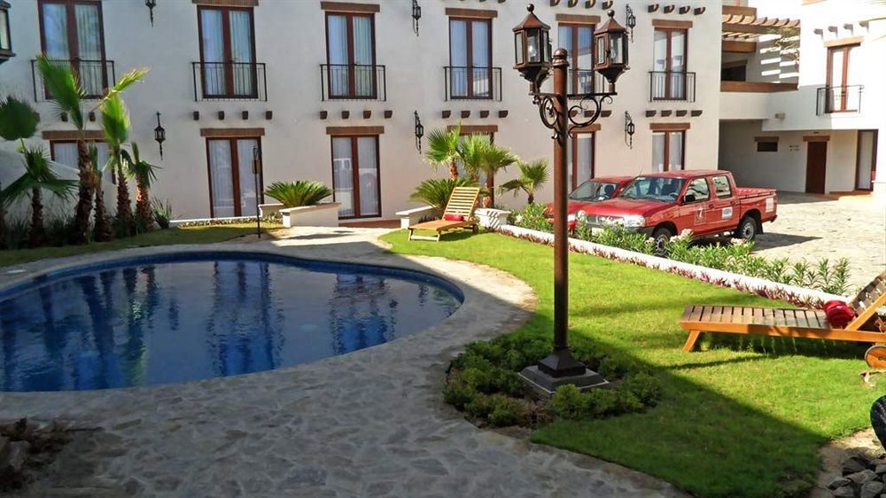 Seven Crown Centro Historico Hotel 4*