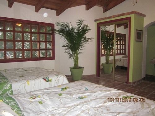 Hacienda Rancho Santini Bed & Breakfast
