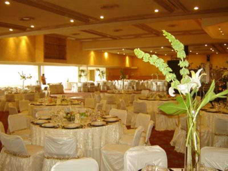 Bahia Escondida Hotel 4*