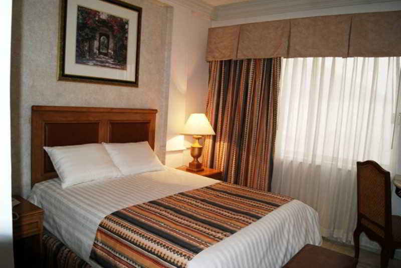 Hotel Savoy Express 3*