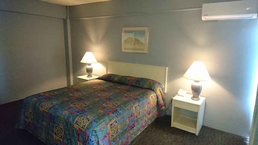 Marina Hotel