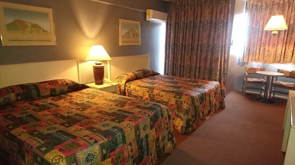 Marina Hotel