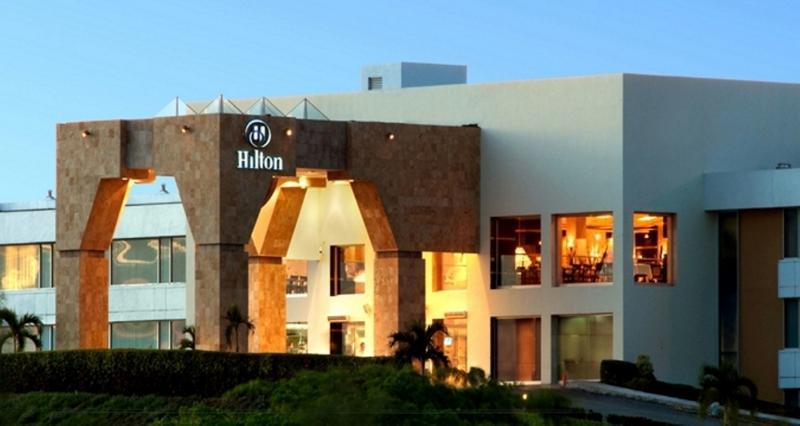 - Aeropuerto By Ihg Hotel 4*