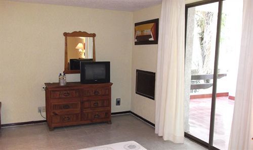 Hotel Taninul Los Puentes
