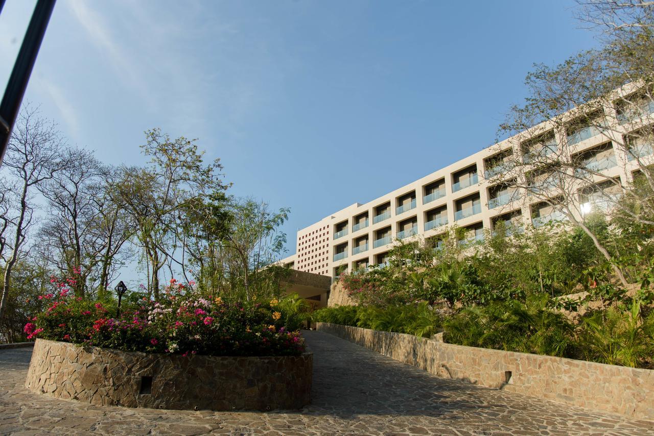Isla Natura Huatulco 5*