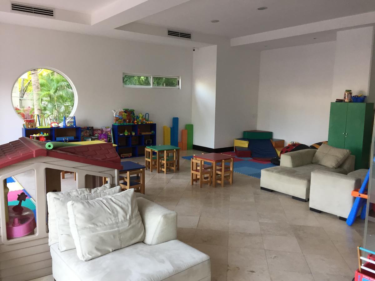 Bay View Grand Marina 1605 Sur * Ixtapa (Guerrero)