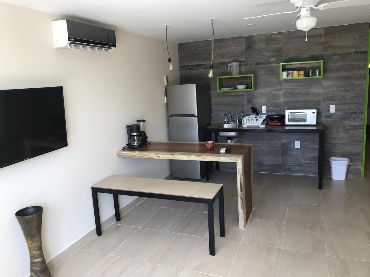 Brisas 10 Beachside Apartment Cancun