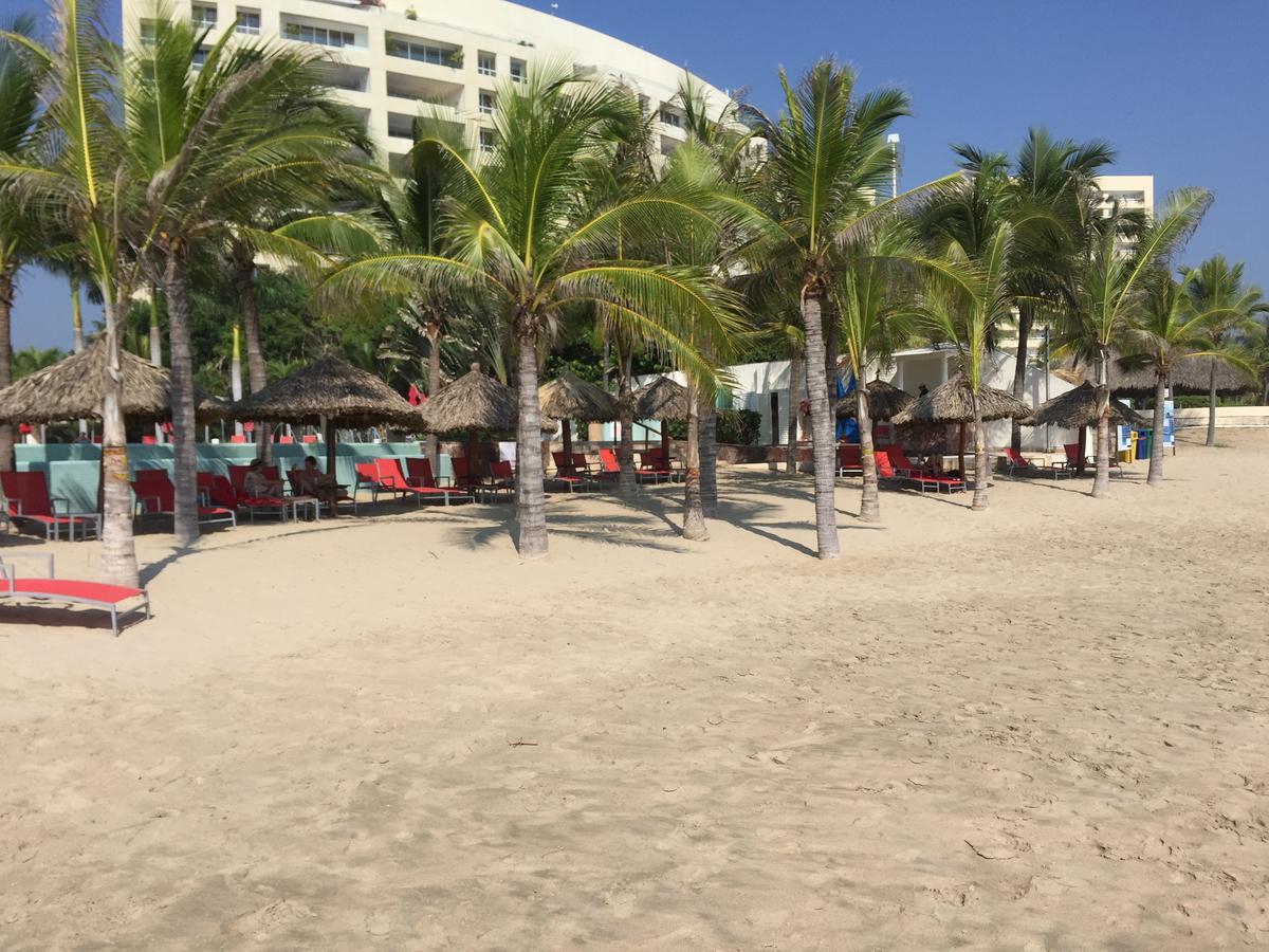 Bay View Grand Marina 1605 Sur