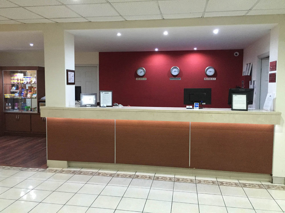 Hotel Plaza Del Sol