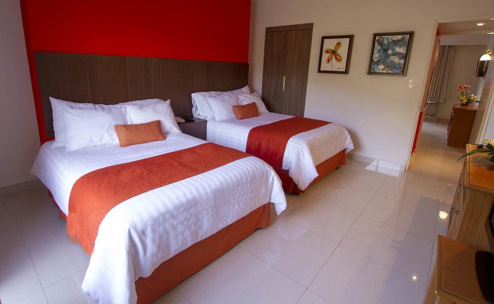 Hotel Bahia Escondida