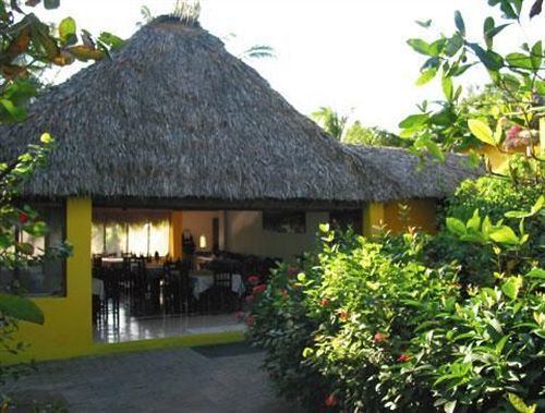 Hotel Villas Palmira - Beach Front 4*