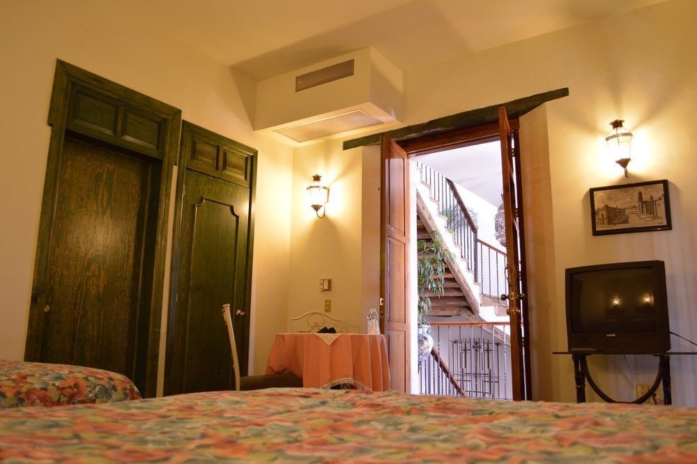 Del Vasco 4*