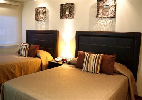 Colonial Hotel 3*