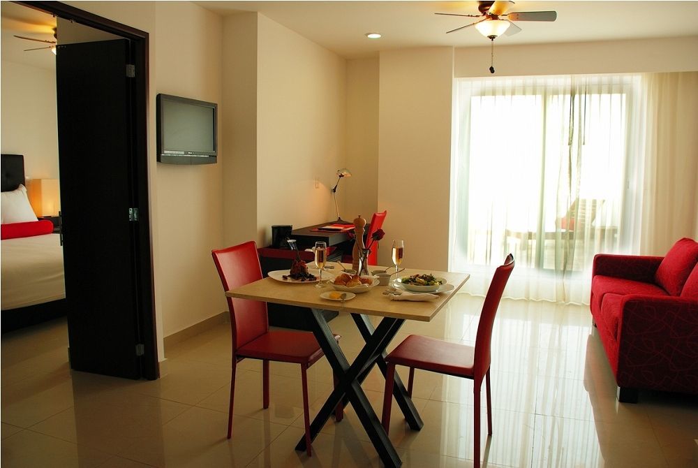 Wyndham Garden Celaya Hotel 5*