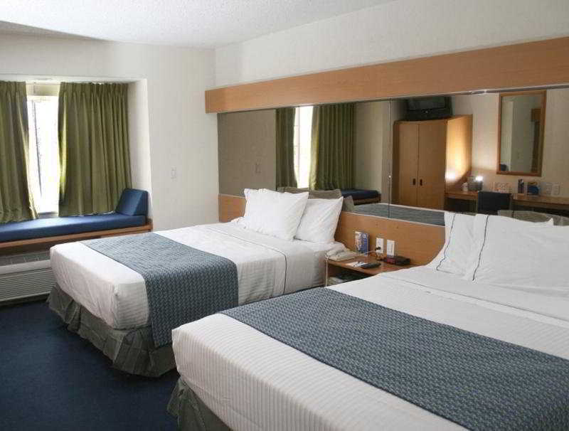 Microtel & By Wyndham 3*