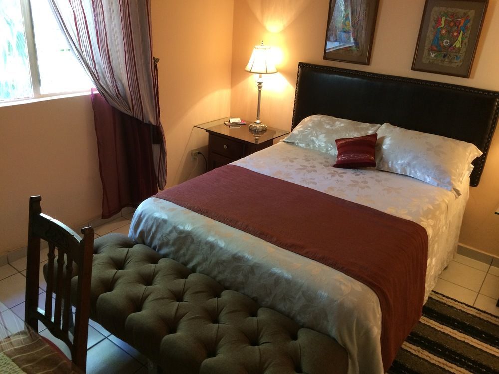 Dickinson Guest House, Guadalajara Expo Guadalajara