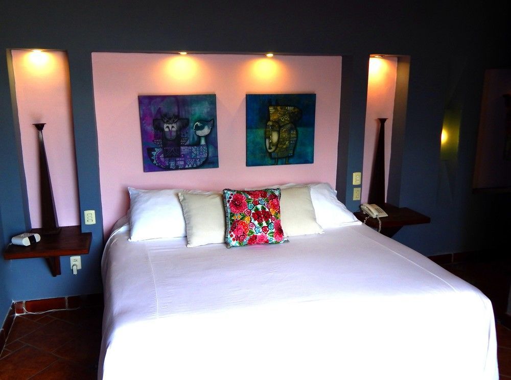 La Del Ensueno Boutique