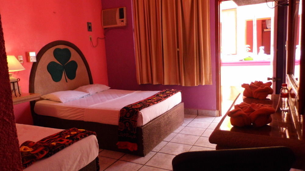 Hotel America Bacalar
