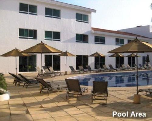 La Isla Hotel 4*