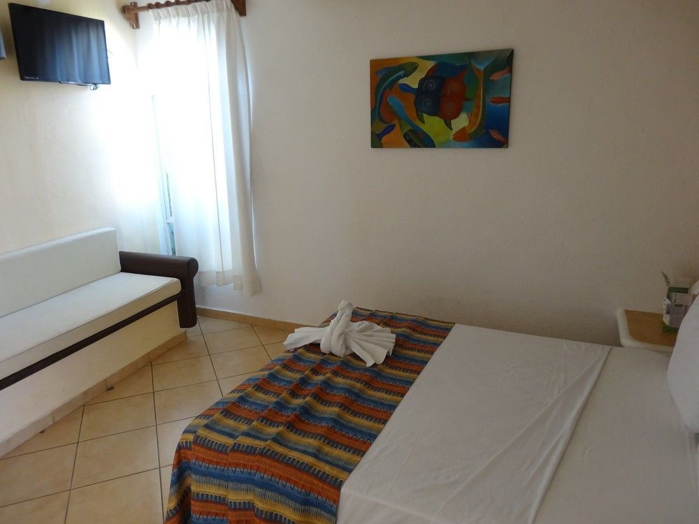 Bahia Huatulco 3*