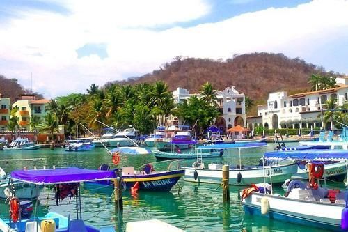 Canadian Huatulco Hotel
