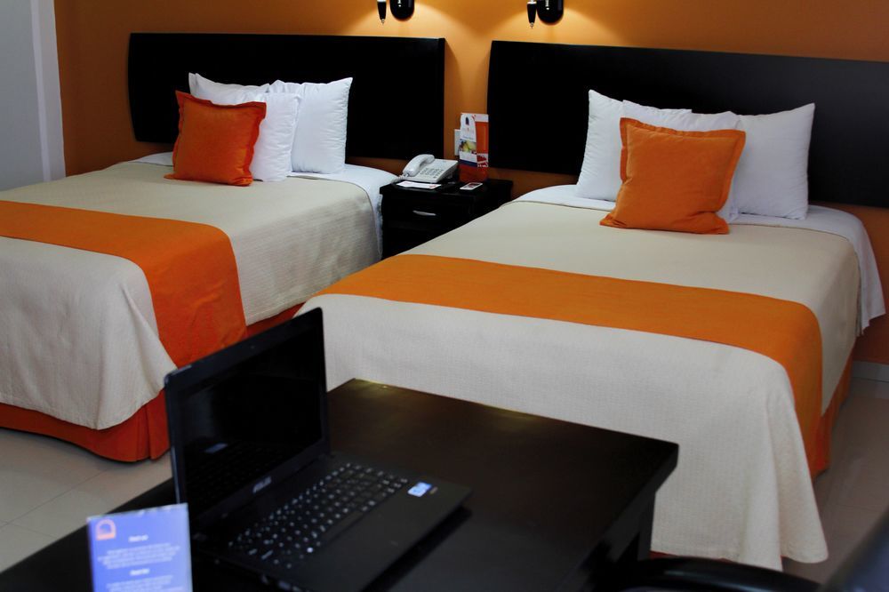 Baez Hotel Paraiso