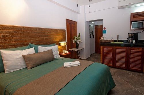 Hotel Nadia 4*