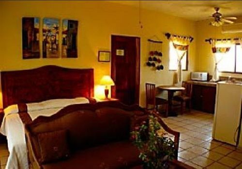Palmeras Hotel 3*