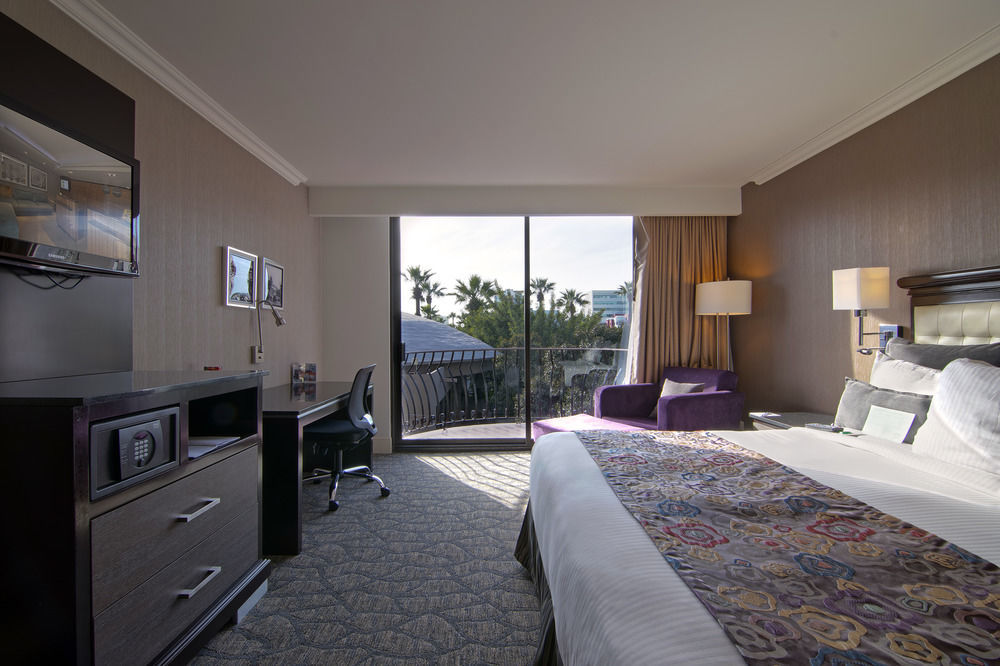 Hotel Lucerna Tijuana