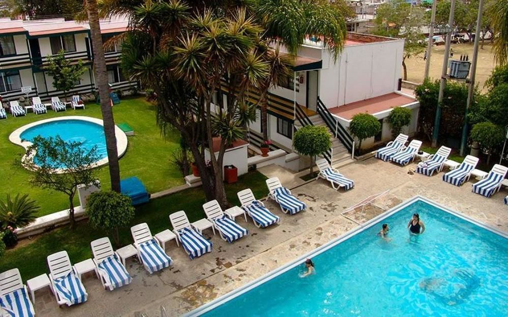 & Vergel Hotel