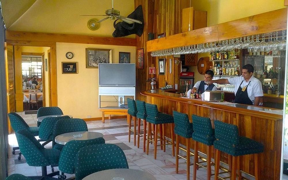 & Vergel Hotel