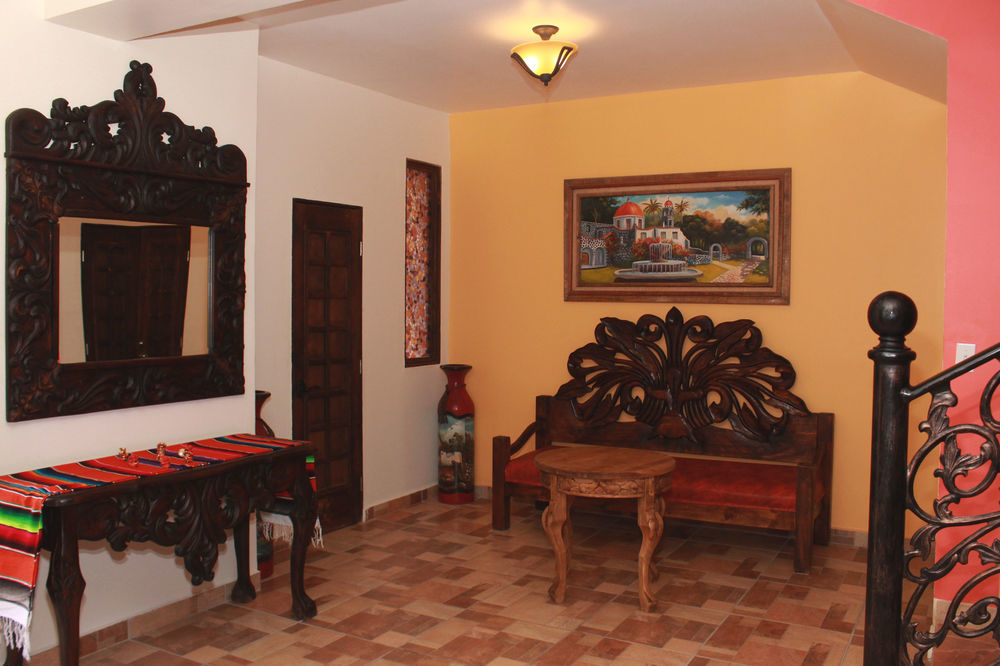 Hotel Cielito Lindo