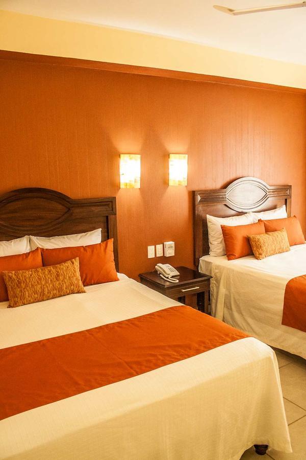 Hotel Casa Danna Huatulco 3*