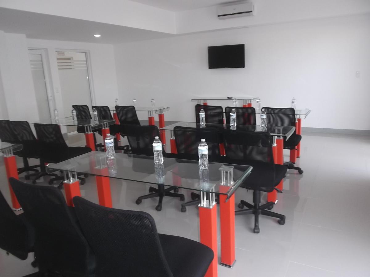 Zar Hotel 3*