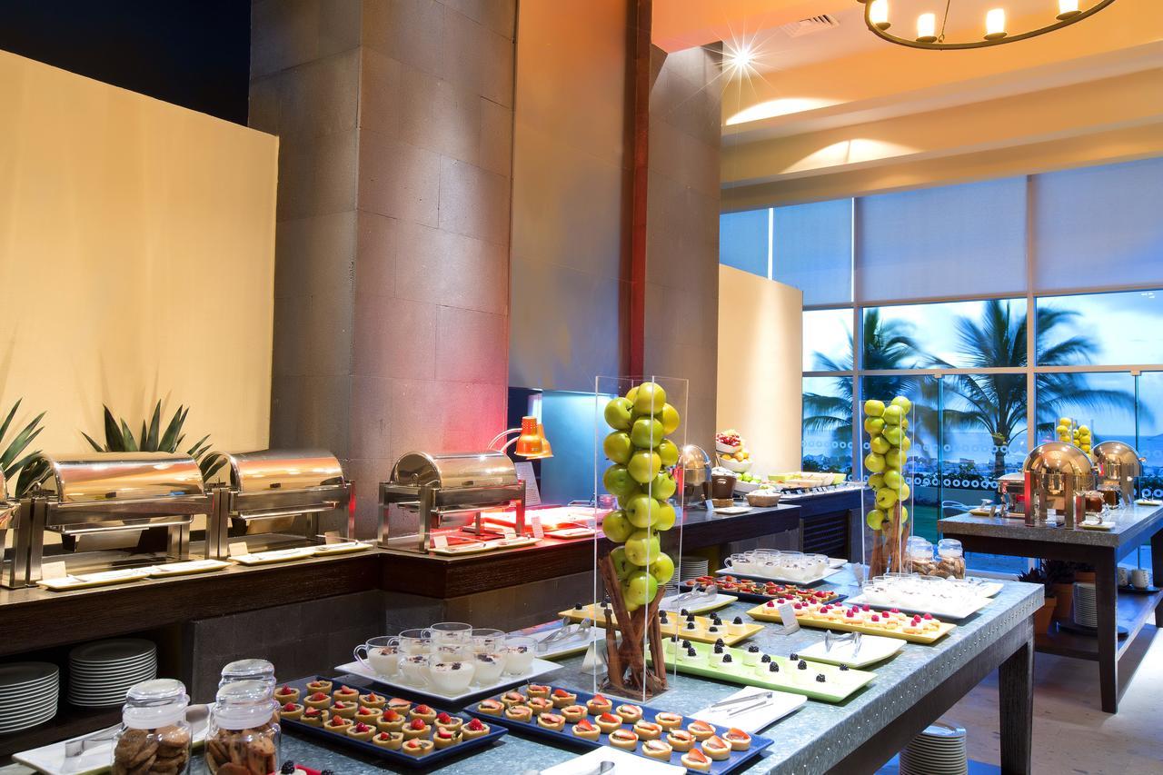 Resort Altitude At Krystal Grand Cancun