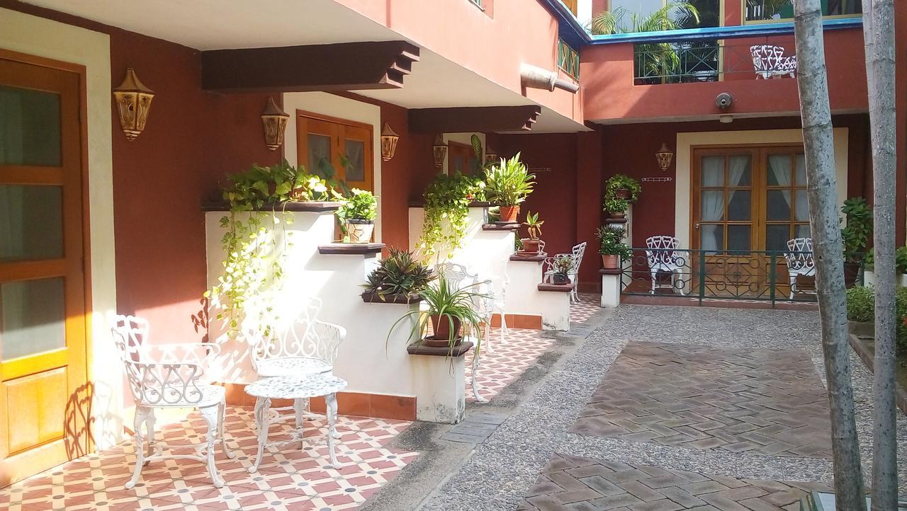 Hacienda Flamingos