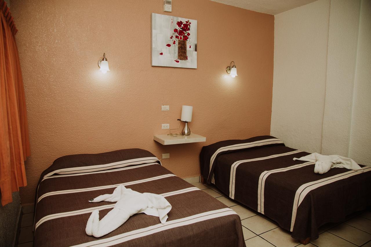 Cervantino Hotel